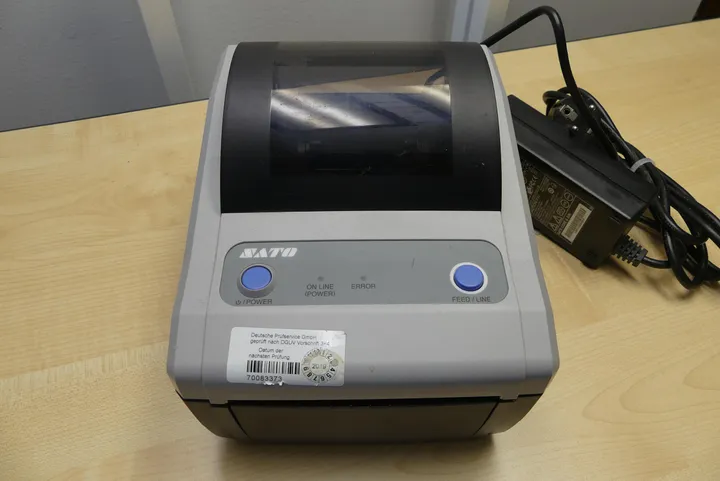 Sato Etiketten-/Bondrucker mit Netzteil